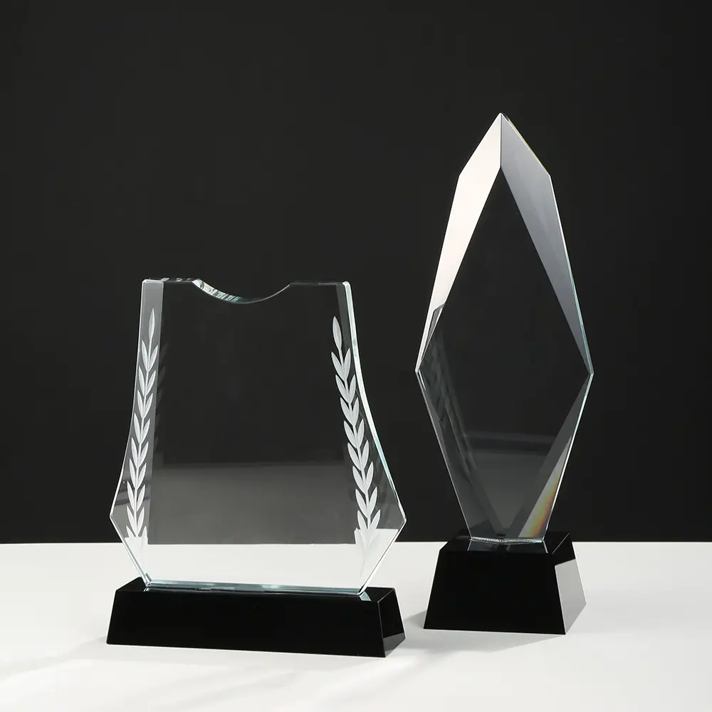 Hot Custom Logo Crystal Trophy Gifts Wholesale K9 Blank Cubes Crystal Octagon Award With Wooden Base