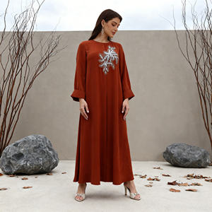 Abaya de Fiesta de Poliéster con Pedrería de Lujo Personalizada y Elegante para Mujeres Musulmanas, Venta al Por Mayor - Product Image 3