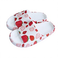 Claquettes en EVA à imprimé fraises, à bout ouvert, antidérapantes, pantoufles de maison, semelle épaisse et douce, sabots de plage et de piscine pour femmes
