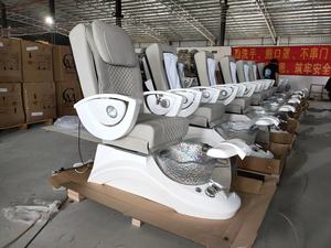 Nouvelle Chaise de Bain de Pieds et de Massage des Ongles avec Massage par Pétrissage Inclinable et Appuie-tête à Quatre Zones de Massage - Product Image 5