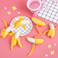 Parodia de cáscara Lala plátano mano cáscara simulación creativa plátano ventilación pequeño juguete