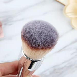 Nuovo arrivo di lusso basso MOQ Private Label pennello per il trucco all'ingrosso di alta qualità rosa viaggio personalizzato Logo pennello per il trucco - Product Image 1