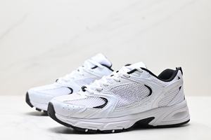 Chaussures de sport de course les plus vendues, nouveau modèle 2026 - Chaussures de sport de piste et de terrain pour garçons de haute qualité, style Los Angeles, ultra-fines - Product Image 2