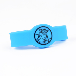 Bracelet en silicone RFID NFC HF personnalisé MW avec mini-étiquette, étanche et antivol, pour paiement, <span class=keywords><strong>contrôle</strong></span> d'accès et partage sur les réseaux sociaux - Product Image 2
