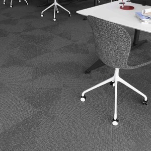 Ubin karpet kantor komersial dinding ke dinding kustom gaya Modern harga rendah PP warna PVC Hotel & lantai koridor pameran - Product Image 1