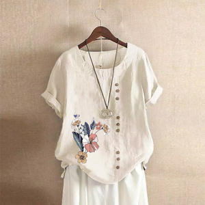 Maglietta <span class=keywords><strong>S</strong></span>-5XL da donna Casual taglie forti stampata con collo a o ampio bottone <span class=keywords><strong>T</strong></span>-Shirt Top Mujer Top da donna Harajuku Casual maglietta larga - Product Image 3