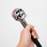 Canne de marche vintage sombre avec crâne de feu - Décoration d'intérieur gothique macabre pour Halloween