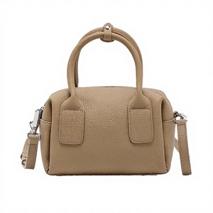 Sacs à main Boston en cuir véritable imperméable avec fermeture éclair et bandoulière en polyester pour femmes – Style décontracté et tendance – Vente en gros - Product Image 2