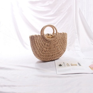 Wholesale Hand-Woven Rattan Bag Natural Chic Handbag Shell Bag Summer Beach Large Straw Basket Bag for Women - Product Image 5
