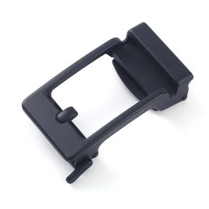 L'usine de boucles de ceinture de Dongguan traite les boucles de ceinture en alliage de zinc, personnalise le LOGO, épaissit et rend les boucles résistantes à l'usure. - Product Image 5