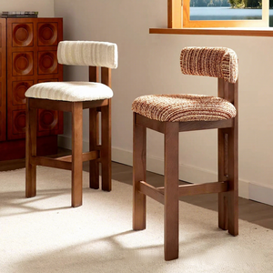<span class=keywords><strong>Tabouret</strong></span> <span class=keywords><strong>de</strong></span> <span class=keywords><strong>bar</strong></span> en bois massif <span class=keywords><strong>de</strong></span> style français, <span class=keywords><strong>hauteur</strong></span> <span class=keywords><strong>de</strong></span> siège 50 <span class=keywords><strong>cm</strong></span>, <span class=keywords><strong>hauteur</strong></span> totale 55 <span class=keywords><strong>cm</strong></span>, design vintage et antique, usage commercial - Product Image 3