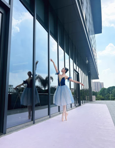 <span class=keywords><strong>Justaucorps</strong></span> de ballet professionnel pour femmes adultes Gaublia, sans manches, à paillettes, Giselle Dance - Product Image 1