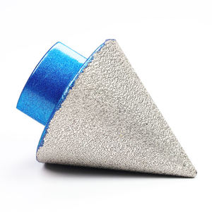 Foret à chanfreiner pour agrandir, polir et chanfreiner les trous sur les angles - Product Image 4