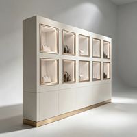 Mur d'exposition de bijoux haut de gamme avec éclairage LED, construction durable, design étanche, étagères transparentes pour les magasins de détail