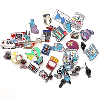 Broche médicale en métal avec strass émaillés, série médicale, cerveau, flacon, infirmière, stéthoscope, seringue, accessoires infirmiers