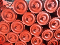 Rouleaux de convoyeur en acier robustes avec roulements, rouleaux de guidage en acier utilisés dans l'industrie du charbon, des minerai et des carrières