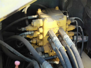 Excavatrice Komatsu PC160 d'occasion économique, faible consommation de carburant, entretien simple, faibles coûts d'exploitation, 29 tonnes, godet de 1,7 m - Product Image 5