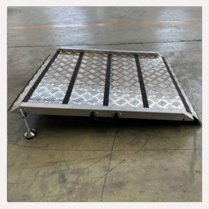 Silla <span class=keywords><strong>de</strong></span> Ruedas Caixin-1, Rampa Plegable Telescópica <span class=keywords><strong>de</strong></span> Aluminio <span class=keywords><strong>de</strong></span> 6 pies, Capacidad <span class=keywords><strong>de</strong></span> 300 kg, Color Plateado, <span class=keywords><strong>Precio</strong></span> Competitivo, <span class=keywords><strong>para</strong></span> Personas con Discapacidad - Product Image 3