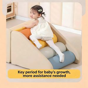 Structure d'escalade intérieure sécurisée pour la crèche avec des atterrissages doux et des défis adaptés à l'âge des tout-petits - Product Image 4