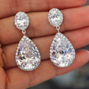Eleganti Orecchini Pendenti a Goccia per Donne, Orecchini con Pietre Scintillanti, Gioielli alla Moda per Uso Quotidiano, Vendita all'Ingrosso - Product Image 6