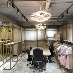 Boetiek Kinderkledingwinkel Verstelbare Gouden Kledingrek Voor Showroom Luxe - Product Image 1