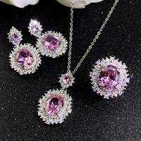 Collier Bowei en acier inoxydable avec pendentif serti de zircone cubique plaqué argent pour