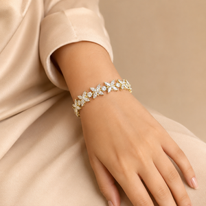 Bracelet floral en or 22 carats avec cristaux Swarovski, bijoux de luxe pour femmes, à porter au quotidien, bracelet de fête, bracelet tendance - Product Image 2