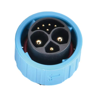 Konektor Tumpuk New Energy M25-2+1+5 40A Inti Tembaga Tahan Korosi Berisolasi PVC Nylon untuk Kabel Rumah