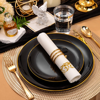 Lot de 175 pièces de vaisselle jetable de luxe élégante en plastique doré avec ustensiles pour 25 invités, idéal pour la décoration de mariages et de fêtes.