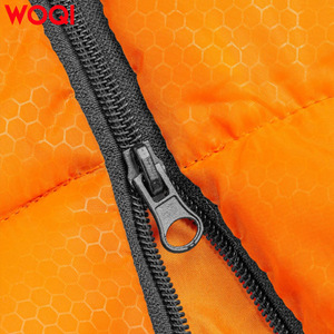 Saco de Dormir Woqi Tipo Momia para 3 Estaciones, Impermeable, Cálido, de Poliéster, para Adultos, para Camping, Senderismo y Viajes, Color Naranja - Product Image 1
