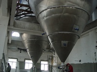YPG Efficiënte Automatische Drukspuitdroger Kokosmelk Zuivel Vers Fruitlijn ZLG Vloeibeddroger 300kg/u Capaciteit BZ 380V