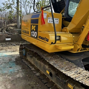 Excavadora de cadenas hidráulica usada Komatsu PC130, 13 toneladas, modelo 2024, cucharón de 0.6m³, motor de 66kW, 400 horas de uso. - Product Image 1