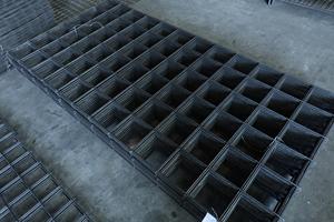 Vente chaude Cage à lapins en acier inoxydable soudé électriquement multicouche, bonne ventilation, respectueuse des animaux - Product Image 5