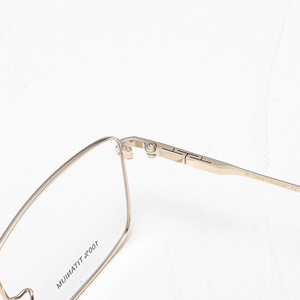 Shenzhen factory new feather Business-grade titanium <b>eyeglass</b> Customizable <b>frames</b> Logo embossed <b>frames</b> - Product Image 2