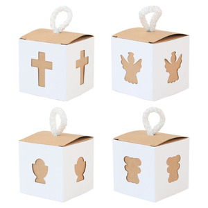 Boîte carrée en papier kraft rétro avec croix du Saint Graal, ours en bonbon, portable, vente en gros - Product Image 2