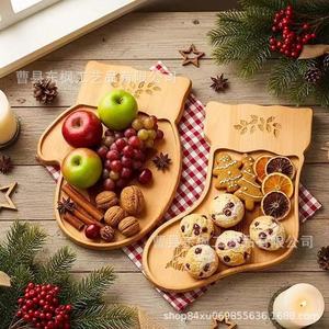 Bandeja navideña de madera con forma de guante y calcetín, tabla de quesos de madera maciza para fiestas en casa, bandejas decorativas para servir. - Product Image 1