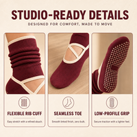 Chaussettes de yoga en coton 100 % pour femmes, vente en gros OEM, chaussettes de yoga et de Pilates personnalisées avec grip, chaussettes d'entraînement imprimées de haute qualité avec grip