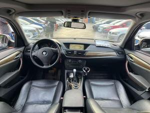 <span class=keywords><strong>BMW</strong></span> X1 Importado 2012 con Motor de 2.0L, Volante a la Izquierda, Emisión Euro IV, Equipado con Asientos Eléctricos Dobles y Techo Solar Panorámico - Product Image 4