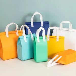 Sac isotherme de transport grand format en non-tissé Ripstop avec logo personnalisé et feuille d'aluminium pour repas à emporter - Product Image 2