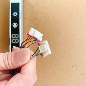 บอร์ดควบคุมเครื่องปรับอากาศกรี 30545034 ตัวรับสัญญาณยูนิตในอาคาร PCB ชิ้นส่วนพลาสติกทนทาน - Product Image 3