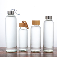 Botol Kaca Borosilikat Tahan Panas Bebas BPA dengan Tutup Bambu Ramah Lingkungan Cangkir Air Kaca yang Dapat Digunakan Kembali dengan Tali untuk Kembali ke Sekolah