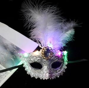 Máscaras <span class=keywords><strong>de</strong></span> Plumas LED Brillantes <span class=keywords><strong>de</strong></span> Princesa <span class=keywords><strong>de</strong></span> Carnaval, Máscaras Venecianas <span class=keywords><strong>de</strong></span> Encaje Pintado con Plumas Brillantes <span class=keywords><strong>para</strong></span> Fiesta <span class=keywords><strong>de</strong></span> Baile, <span class=keywords><strong>para</strong></span> <span class=keywords><strong>Mujer</strong></span> - Product Image 5