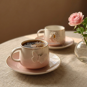Ensemble de tasses à expresso turques en porcelaine émaillée, design en relief, design moderne, tasse à café et soucoupe avec bordure dorée - Product Image 6
