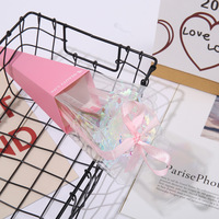 Bunga Mawar Buatan Berlapis Emas Tunggal Dalam Kotak Kertas Kerucut Dengan Pita Untuk Hadiah Hari Valentine
