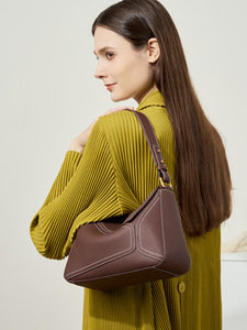 Sac à bandoulière en cuir véritable pour femme, directement de l'usine - Léger, avec fermeture éclair, style décontracté, grande capacité, imperméable - Product Image 3