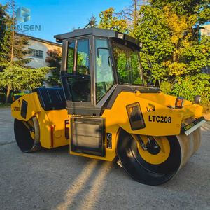 Rodillo Vibratorio para Carreteras de Asfalto LTC210 de 10 Toneladas, Doble Tambor de Acero, Accionamiento Hidráulico, Motor Cummins, Rodamientos y Engranajes - Product Image 4
