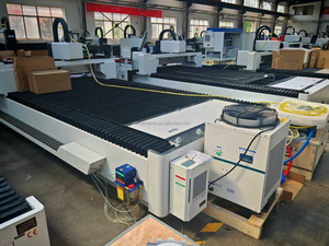 Máy cắt <span class=keywords><strong>laser</strong></span> sợi <span class=keywords><strong>CNC</strong></span> giá nhà máy, tấm thép kim loại, sắt, 1.5kw 3kw 6kw, cắt thép carbon, đầu cắt BM110 BM111 - Product Image 2