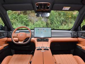 Hot <strong>Sale</strong> New Energy Vehicle Jetour Mountain &amp;sea L7 PLUS 2025 121KM Standard Edition 5seat for Commuting and Road Trip - Product Image 6