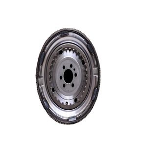 Volante Roewe de 8 orificios y 135 dientes, rueda libre de flujo automático 24288385 para reemplazo y reparación - Product Image 5