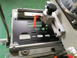 เครื่องเราเตอร์คัดลอกแบบ PVC สำหรับการผลิตหน้าต่างและประตู UPVC อุปกรณ์กัดขึ้นรูปโปรไฟล์ PVC สำหรับโรงงานหน้าต่าง - Product Image 4